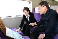 Minister of Land, Infrastructure and Transport visits Wonju-Gangneung HSR site 사진